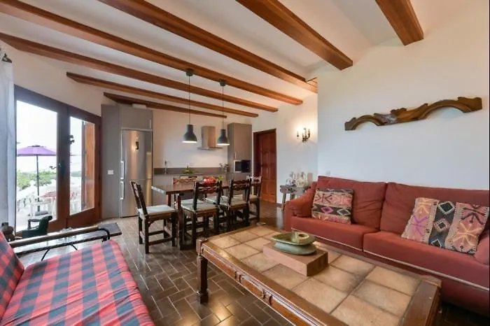 Vivelorural Casa En Arucas Para Grupos Con Piscina
