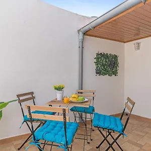  Apartamento Home2book Charming Attic Center, Terrace